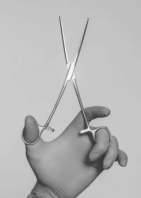 dlyte_sc_004_Steel_Surgical_instruments_gray-600x0-c-default