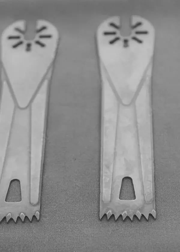 dlyte_sc_006_Saw_Blades_gray-600x0-c-default